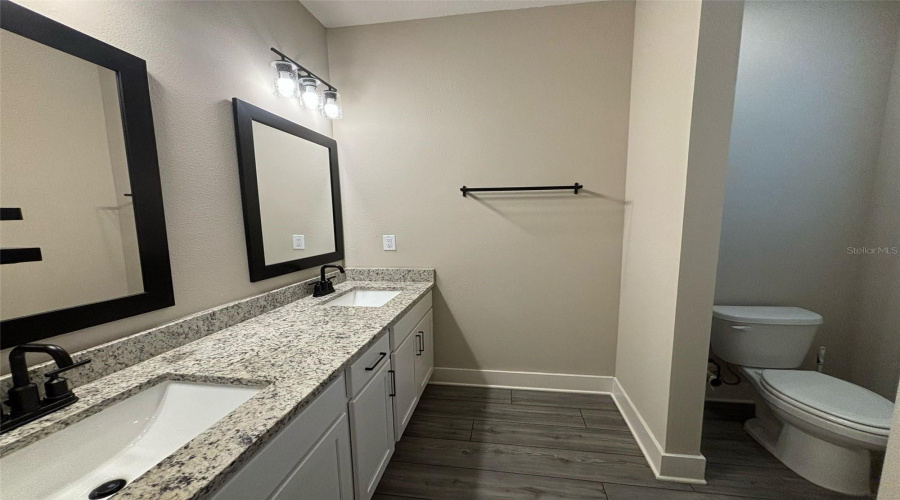 KISSIMMEE, Florida 34747, 4 Bedrooms Bedrooms, ,2 BathroomsBathrooms,Residential,For Sale,GREENFIELD,0,MFRS5130609