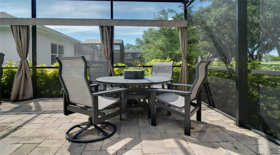 KISSIMMEE, Florida 34747, 3 Bedrooms Bedrooms, ,2 BathroomsBathrooms,Residential,For Sale,FOUR SEASONS,0,MFRO6326303