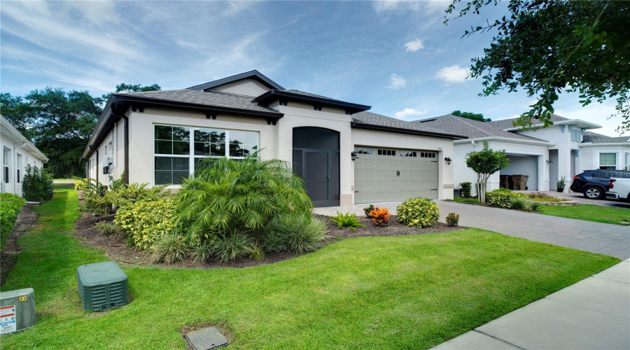 KISSIMMEE, Florida 34747, 3 Bedrooms Bedrooms, ,2 BathroomsBathrooms,Residential,For Sale,FOUR SEASONS,0,MFRO6326303