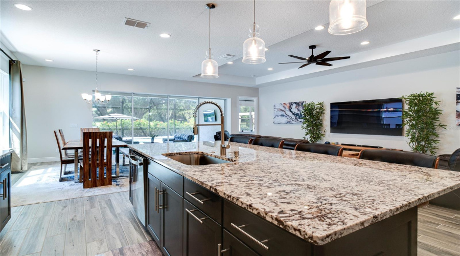 KISSIMMEE, Florida 34747, 3 Bedrooms Bedrooms, ,2 BathroomsBathrooms,Residential,For Sale,FOUR SEASONS,0,MFRO6326303