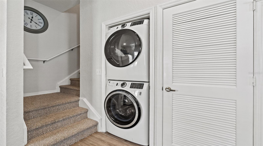 Full size washer/dryer