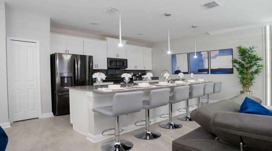 KISSIMMEE, Florida 34746, 4 Bedrooms Bedrooms, ,3 BathroomsBathrooms,Residential,For Sale,PARAGRAPH,0,MFRO6324742