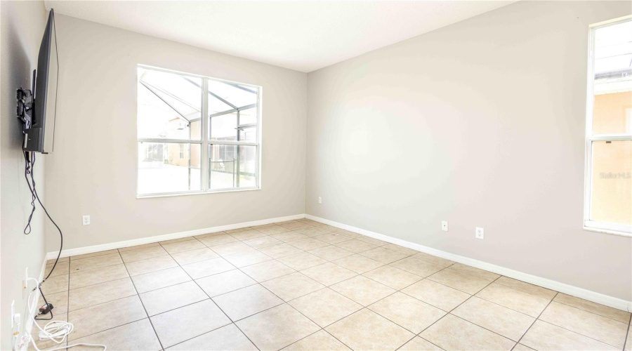 KISSIMMEE, Florida 34746, 8 Bedrooms Bedrooms, ,4 BathroomsBathrooms,Residential,For Sale,BAREFOOT BEACH,0,MFRO6325963