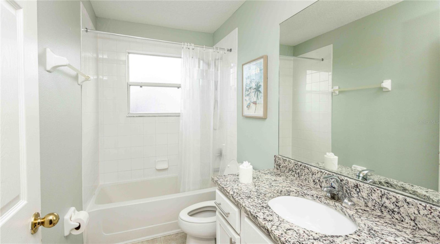 KISSIMMEE, Florida 34746, 8 Bedrooms Bedrooms, ,4 BathroomsBathrooms,Residential,For Sale,BAREFOOT BEACH,0,MFRO6325963