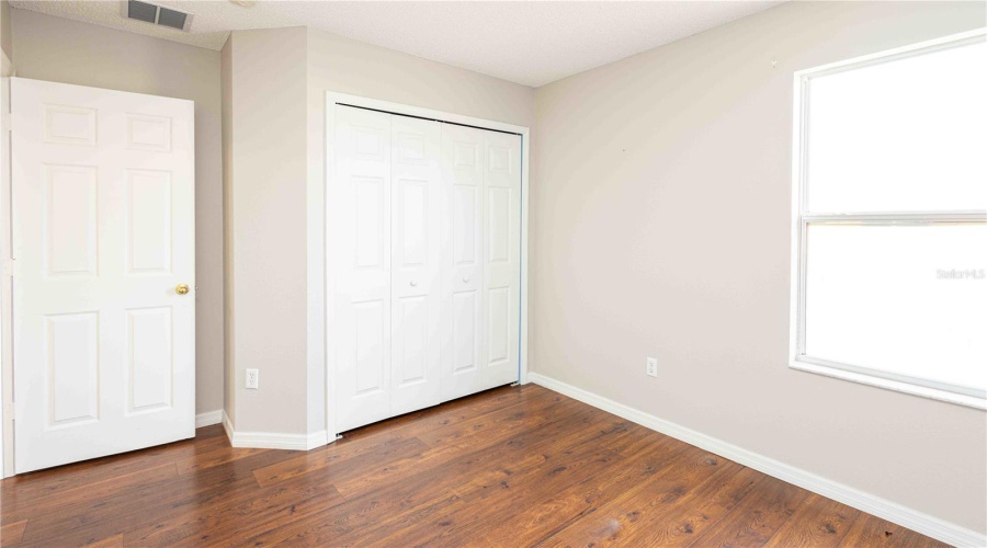 KISSIMMEE, Florida 34746, 8 Bedrooms Bedrooms, ,4 BathroomsBathrooms,Residential,For Sale,BAREFOOT BEACH,0,MFRO6325963