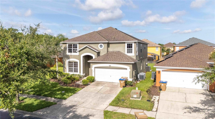KISSIMMEE, Florida 34746, 8 Bedrooms Bedrooms, ,4 BathroomsBathrooms,Residential,For Sale,BAREFOOT BEACH,0,MFRO6325963