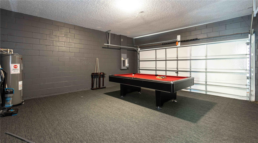 KISSIMMEE, Florida 34746, 8 Bedrooms Bedrooms, ,4 BathroomsBathrooms,Residential,For Sale,BAREFOOT BEACH,0,MFRO6325963