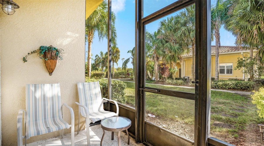 KISSIMMEE, Florida 34747, 3 Bedrooms Bedrooms, ,2 BathroomsBathrooms,Residential,For Sale,OAKWATER,0,MFRGC532406