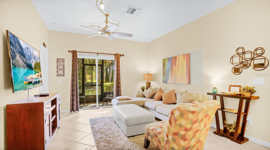 KISSIMMEE, Florida 34747, 3 Bedrooms Bedrooms, ,2 BathroomsBathrooms,Residential,For Sale,OAKWATER,0,MFRGC532406