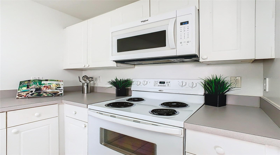 KISSIMMEE, Florida 34746, 4 Bedrooms Bedrooms, ,3 BathroomsBathrooms,Residential,For Sale,CLUB CORTILE,0,MFRS5130571