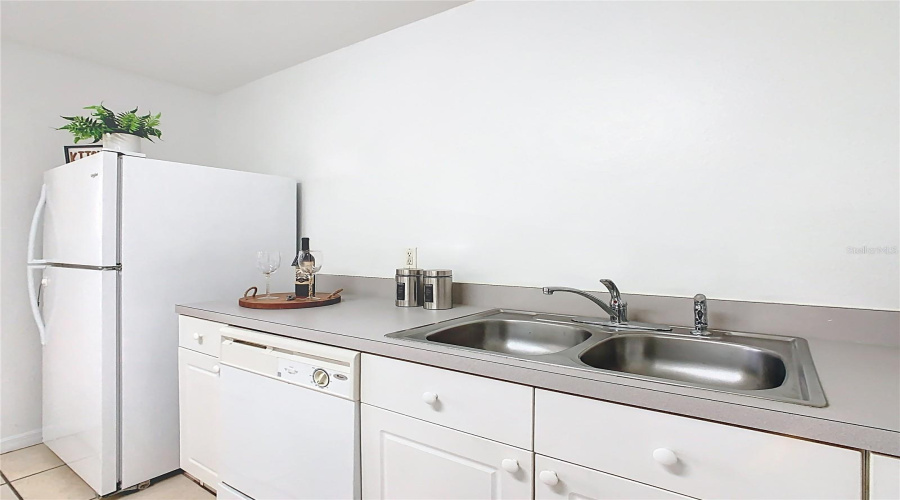 KISSIMMEE, Florida 34746, 4 Bedrooms Bedrooms, ,3 BathroomsBathrooms,Residential,For Sale,CLUB CORTILE,0,MFRS5130571