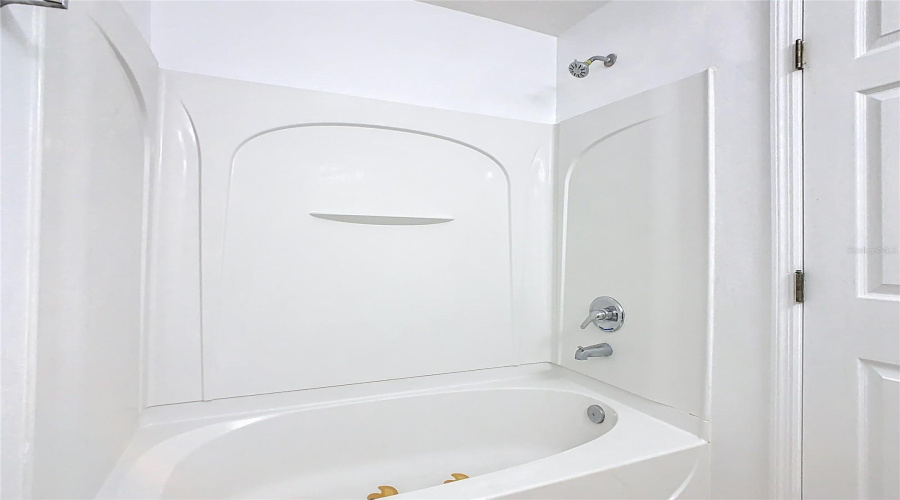 KISSIMMEE, Florida 34746, 4 Bedrooms Bedrooms, ,3 BathroomsBathrooms,Residential,For Sale,CLUB CORTILE,0,MFRS5130571
