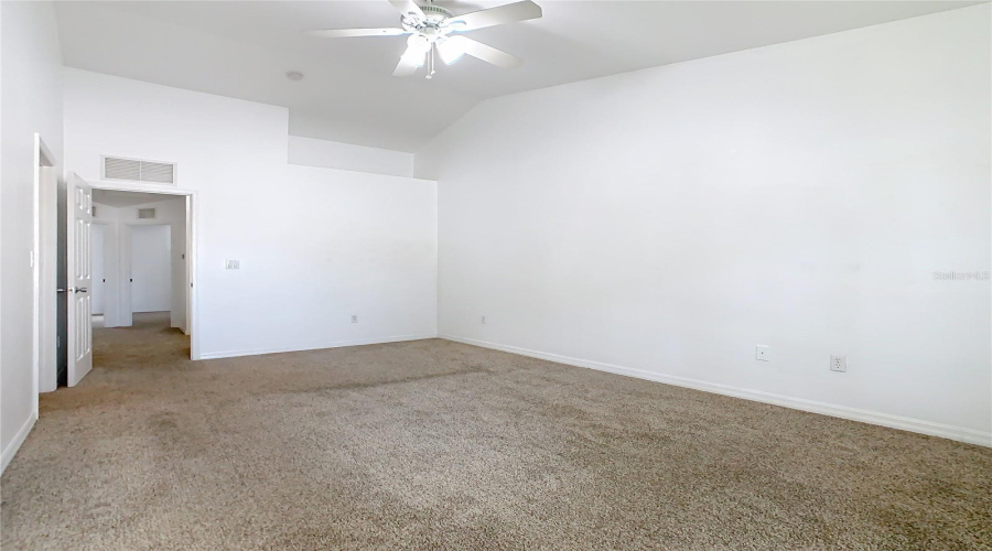KISSIMMEE, Florida 34746, 4 Bedrooms Bedrooms, ,3 BathroomsBathrooms,Residential,For Sale,CLUB CORTILE,0,MFRS5130571