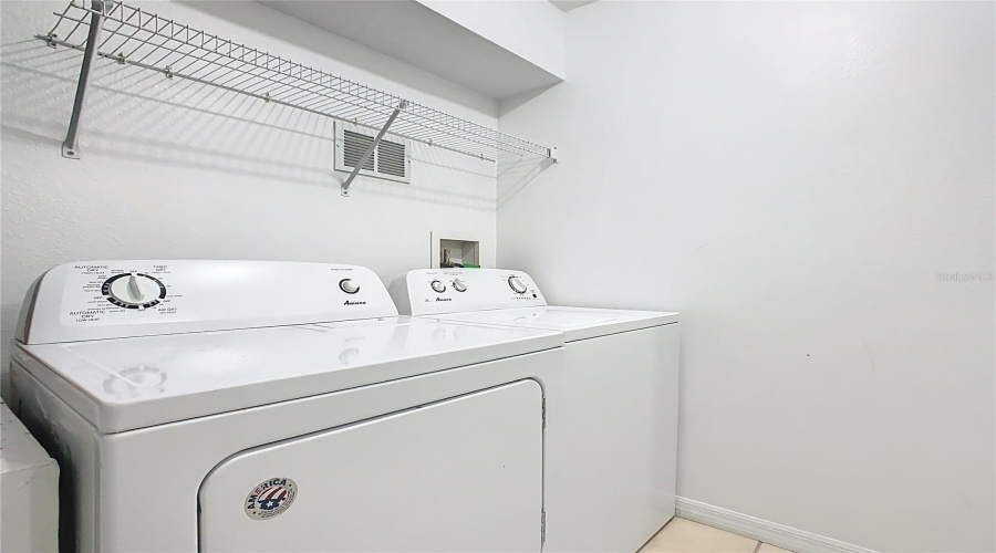 KISSIMMEE, Florida 34746, 4 Bedrooms Bedrooms, ,3 BathroomsBathrooms,Residential,For Sale,CLUB CORTILE,0,MFRS5130571