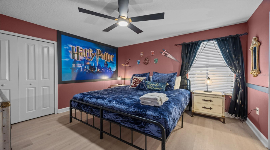 DAVENPORT, Florida 33896, 9 Bedrooms Bedrooms, ,5 BathroomsBathrooms,Residential,For Sale,BIRDIE,0,MFRS5130389