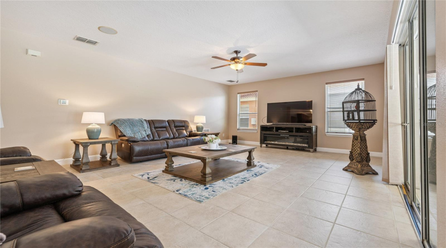 DAVENPORT, Florida 33837, 5 Bedrooms Bedrooms, ,5 BathroomsBathrooms,Residential,For Sale,TIGER LILY,0,MFRS5130724