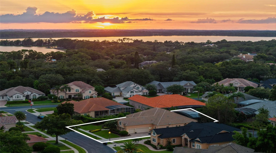 ORLANDO, Florida 32836, 4 Bedrooms Bedrooms, ,4 BathroomsBathrooms,Residential,For Sale,GREY HAWK,0,MFRO6324368