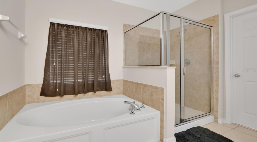 DAVENPORT, Florida 33896, 3 Bedrooms Bedrooms, ,2 BathroomsBathrooms,Residential,For Sale,MARSH MEADOW,0,MFRO6326319