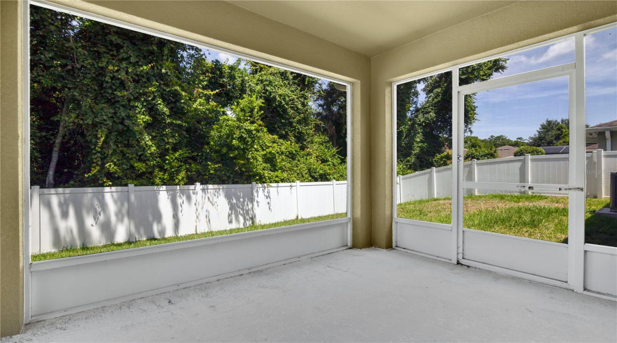 DAVENPORT, Florida 33896, 3 Bedrooms Bedrooms, ,2 BathroomsBathrooms,Residential,For Sale,MARSH MEADOW,0,MFRO6326319