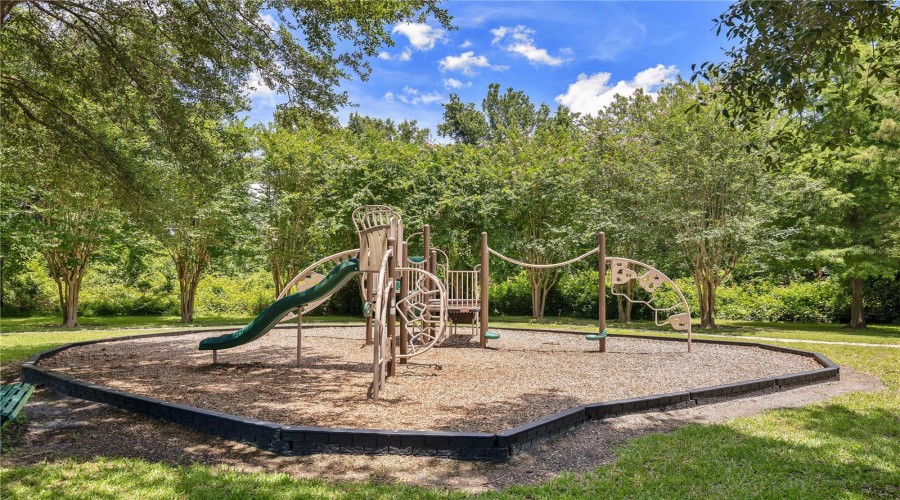 DAVENPORT, Florida 33896, 3 Bedrooms Bedrooms, ,2 BathroomsBathrooms,Residential,For Sale,MARSH MEADOW,0,MFRO6326319