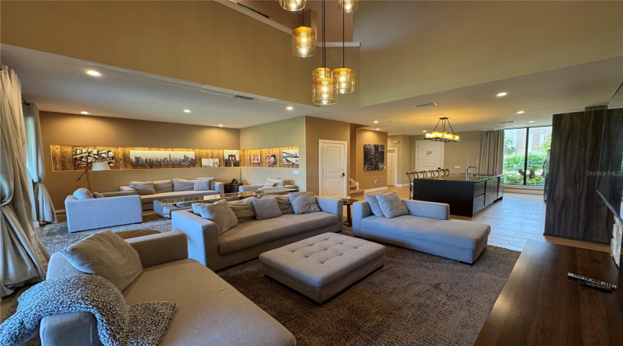 KISSIMMEE, Florida 34747, 3 Bedrooms Bedrooms, ,3 BathroomsBathrooms,Residential,For Sale,BROOKLYN DR,0,MFRG5099330