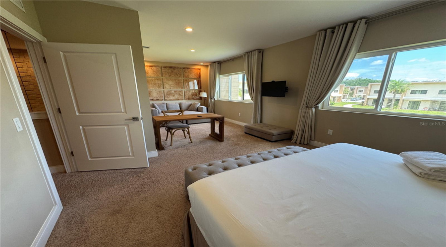 KISSIMMEE, Florida 34747, 3 Bedrooms Bedrooms, ,3 BathroomsBathrooms,Residential,For Sale,BROOKLYN DR,0,MFRG5099330