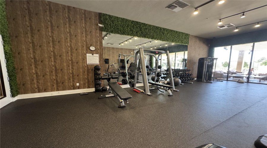 KISSIMMEE, Florida 34747, 3 Bedrooms Bedrooms, ,3 BathroomsBathrooms,Residential,For Sale,BROOKLYN DR,0,MFRG5099330
