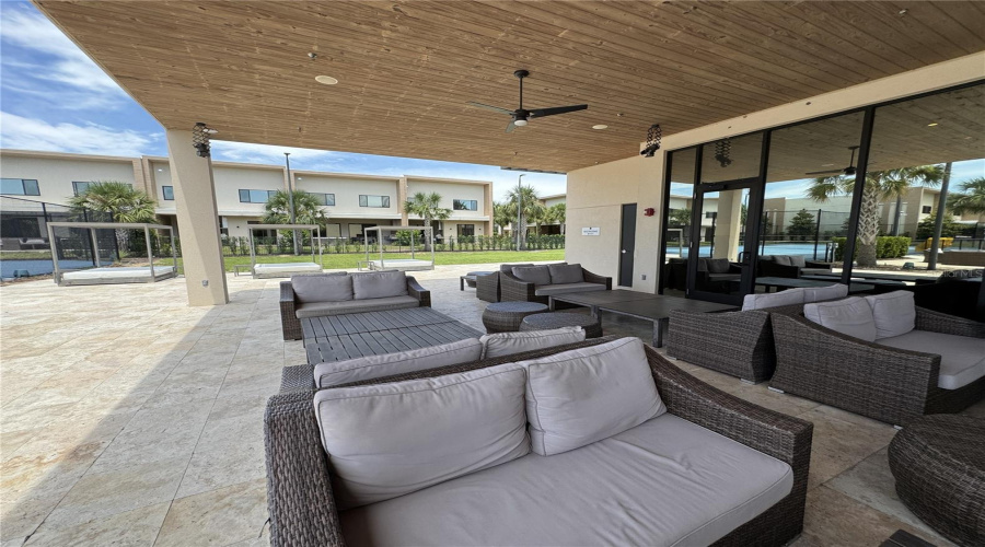 KISSIMMEE, Florida 34747, 3 Bedrooms Bedrooms, ,3 BathroomsBathrooms,Residential,For Sale,BROOKLYN DR,0,MFRG5099330