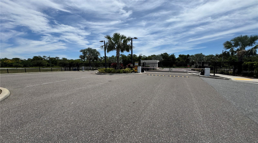 KISSIMMEE, Florida 34747, 3 Bedrooms Bedrooms, ,3 BathroomsBathrooms,Residential,For Sale,BROOKLYN DR,0,MFRG5099330