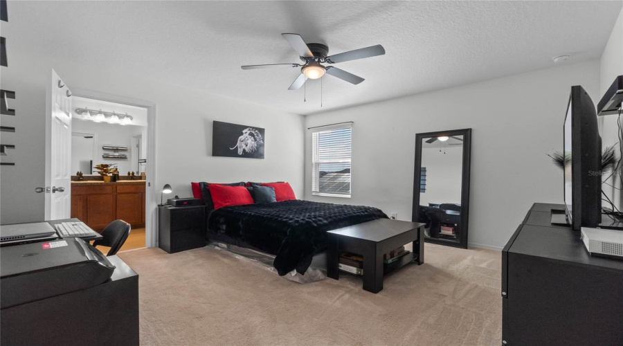 DAVENPORT, Florida 33837, 4 Bedrooms Bedrooms, ,2 BathroomsBathrooms,Residential,For Sale,ANNA,0,MFRO6275465