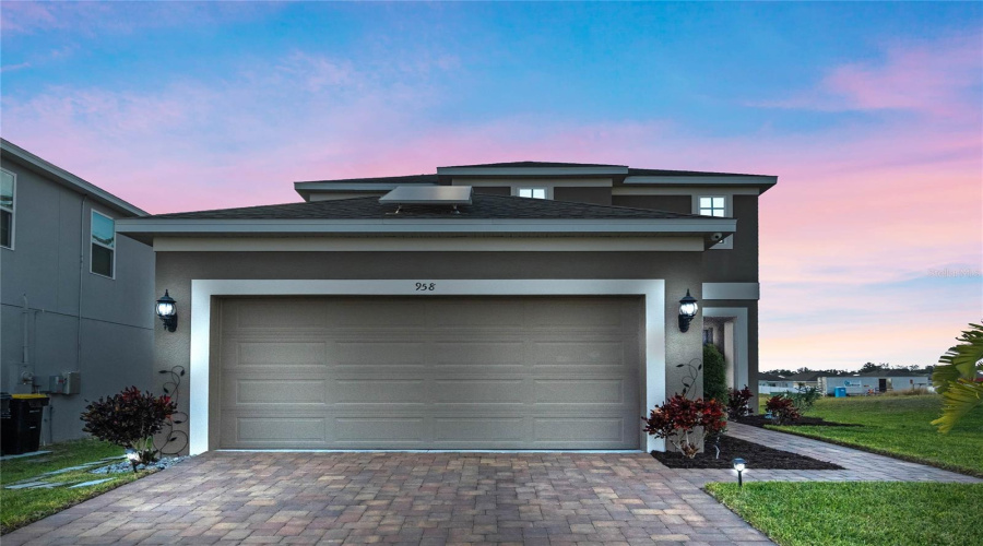 DAVENPORT, Florida 33837, 4 Bedrooms Bedrooms, ,2 BathroomsBathrooms,Residential,For Sale,ANNA,0,MFRO6275465