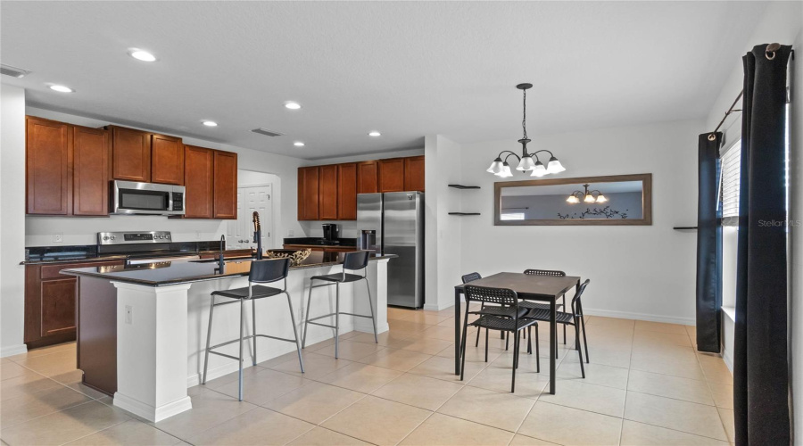 DAVENPORT, Florida 33837, 4 Bedrooms Bedrooms, ,2 BathroomsBathrooms,Residential,For Sale,ANNA,0,MFRO6275465