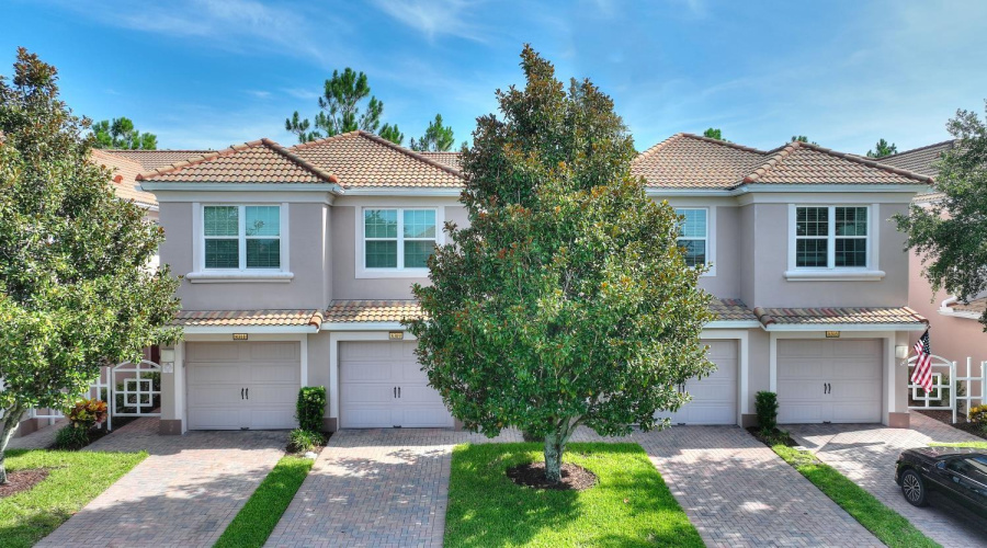 DAVENPORT, Florida 33896, 3 Bedrooms Bedrooms, ,2 BathroomsBathrooms,Residential,For Sale,BELLA VIDA,0,MFRS5130189