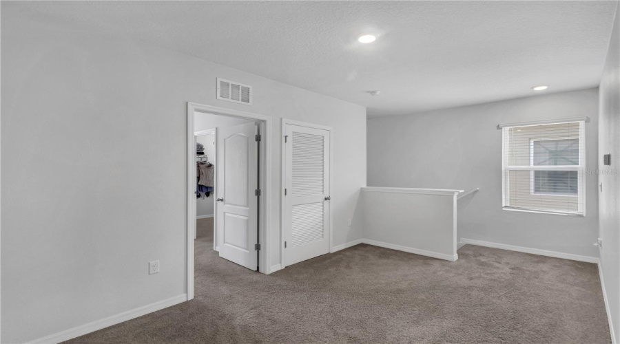 DAVENPORT, Florida 33837, 5 Bedrooms Bedrooms, ,3 BathroomsBathrooms,Residential,For Sale,BERRY,0,MFRO6324540