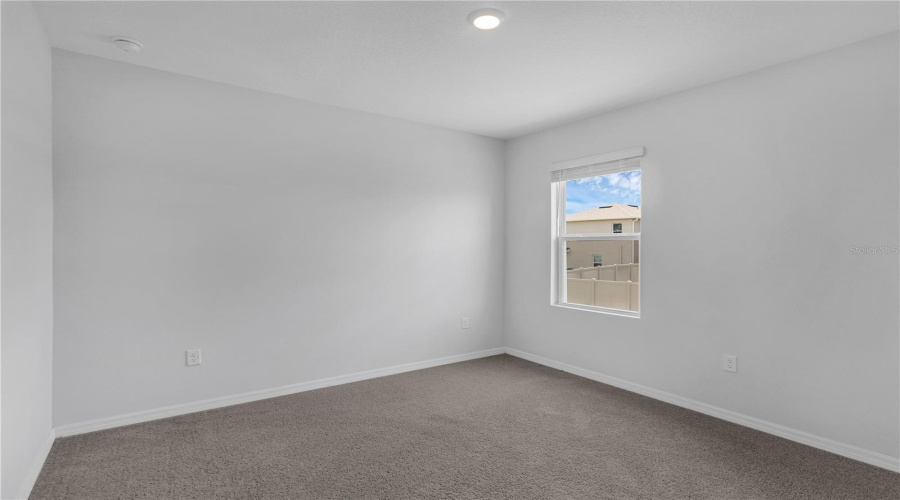 DAVENPORT, Florida 33837, 5 Bedrooms Bedrooms, ,3 BathroomsBathrooms,Residential,For Sale,BERRY,0,MFRO6324540