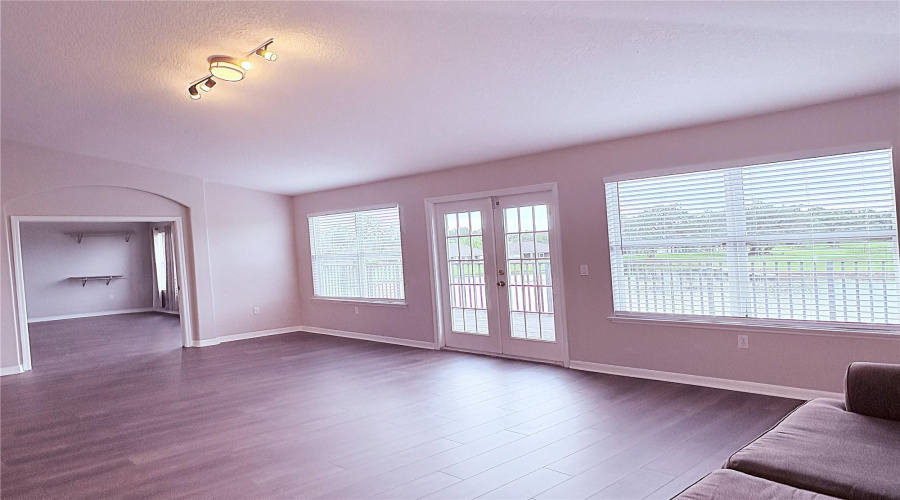 KISSIMMEE, Florida 34746, 5 Bedrooms Bedrooms, ,3 BathroomsBathrooms,Residential,For Sale,THE OAKS,0,MFRS5126074