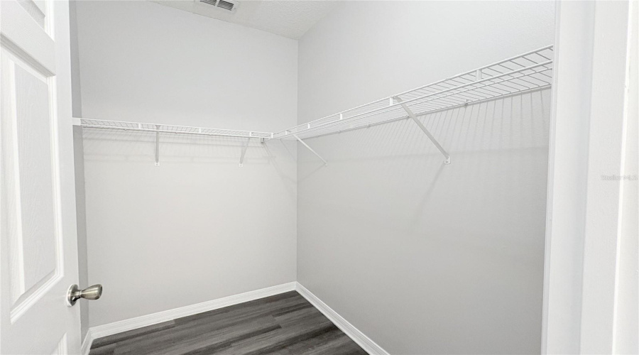 KISSIMMEE, Florida 34746, 5 Bedrooms Bedrooms, ,3 BathroomsBathrooms,Residential,For Sale,THE OAKS,0,MFRS5126074