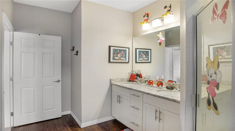 KISSIMMEE, Florida 34747, 4 Bedrooms Bedrooms, ,3 BathroomsBathrooms,Residential,For Sale,CUPID PL,0,MFRTB8406686