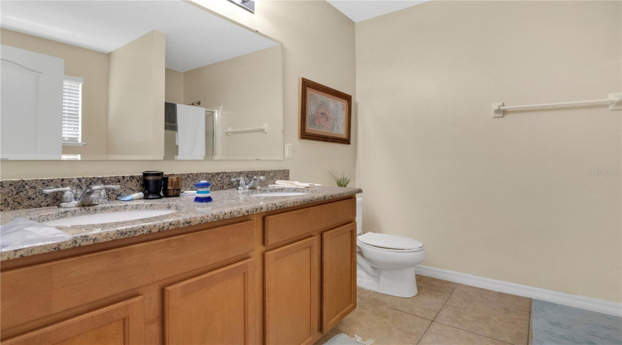 DAVENPORT, Florida 33896, 6 Bedrooms Bedrooms, ,5 BathroomsBathrooms,Residential,For Sale,CYPRESS POINTE,0,MFRTB8406697