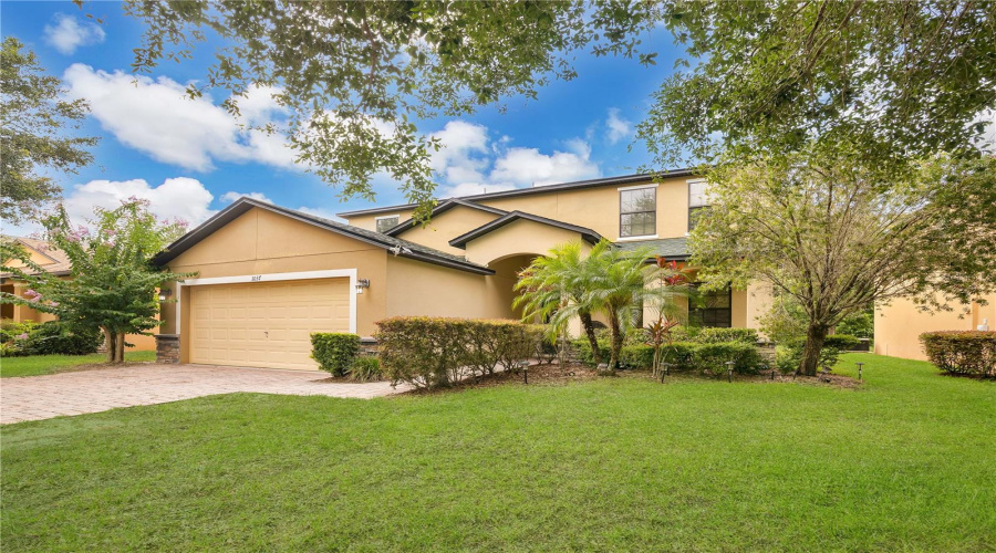 DAVENPORT, Florida 33896, 6 Bedrooms Bedrooms, ,5 BathroomsBathrooms,Residential,For Sale,CYPRESS POINTE,0,MFRTB8406697