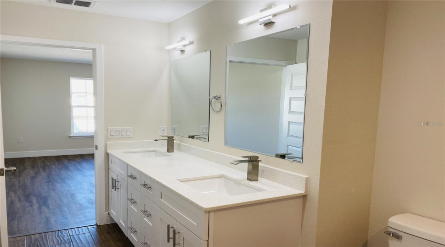 KISSIMMEE, Florida 34746, 4 Bedrooms Bedrooms, ,2 BathroomsBathrooms,Residential,For Sale,SUMMER FLOWERS,0,MFRS5130750