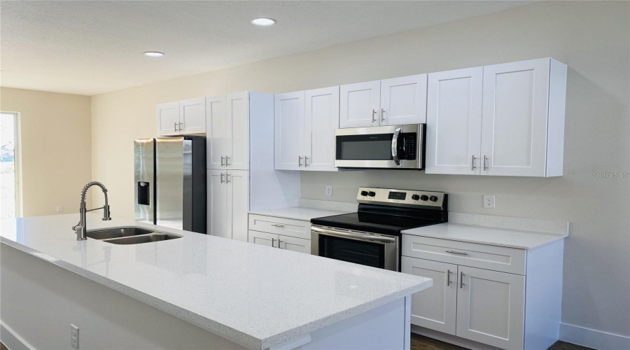 KISSIMMEE, Florida 34746, 4 Bedrooms Bedrooms, ,2 BathroomsBathrooms,Residential,For Sale,SUMMER FLOWERS,0,MFRS5130750