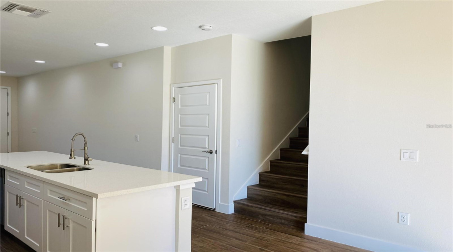 KISSIMMEE, Florida 34746, 4 Bedrooms Bedrooms, ,2 BathroomsBathrooms,Residential,For Sale,SUMMER FLOWERS,0,MFRS5130750