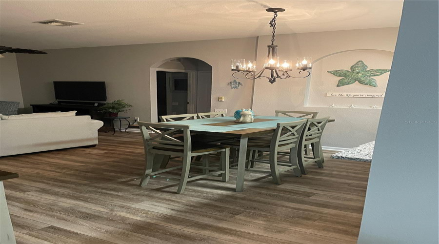 KISSIMMEE, Florida 34747, 3 Bedrooms Bedrooms, ,2 BathroomsBathrooms,Residential,For Sale,ALMATON,0,MFRO6326606
