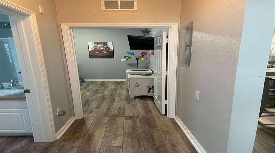 KISSIMMEE, Florida 34747, 3 Bedrooms Bedrooms, ,2 BathroomsBathrooms,Residential,For Sale,ALMATON,0,MFRO6326606