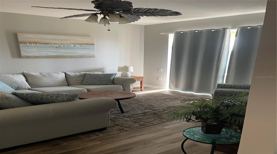 KISSIMMEE, Florida 34747, 3 Bedrooms Bedrooms, ,2 BathroomsBathrooms,Residential,For Sale,ALMATON,0,MFRO6326606