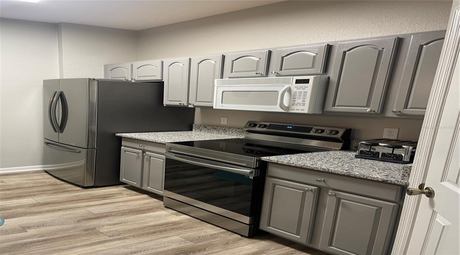 KISSIMMEE, Florida 34747, 3 Bedrooms Bedrooms, ,2 BathroomsBathrooms,Residential,For Sale,ALMATON,0,MFRO6326606
