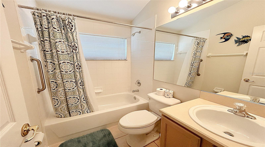 KISSIMMEE, Florida 34747, 4 Bedrooms Bedrooms, ,3 BathroomsBathrooms,Residential,For Sale,ONEIDA,0,MFRO6196696
