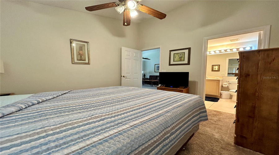 KISSIMMEE, Florida 34747, 4 Bedrooms Bedrooms, ,3 BathroomsBathrooms,Residential,For Sale,ONEIDA,0,MFRO6196696