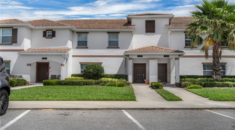 DAVENPORT, Florida 33896, 4 Bedrooms Bedrooms, ,3 BathroomsBathrooms,Residential,For Sale,STINGER,0,MFRO6326505